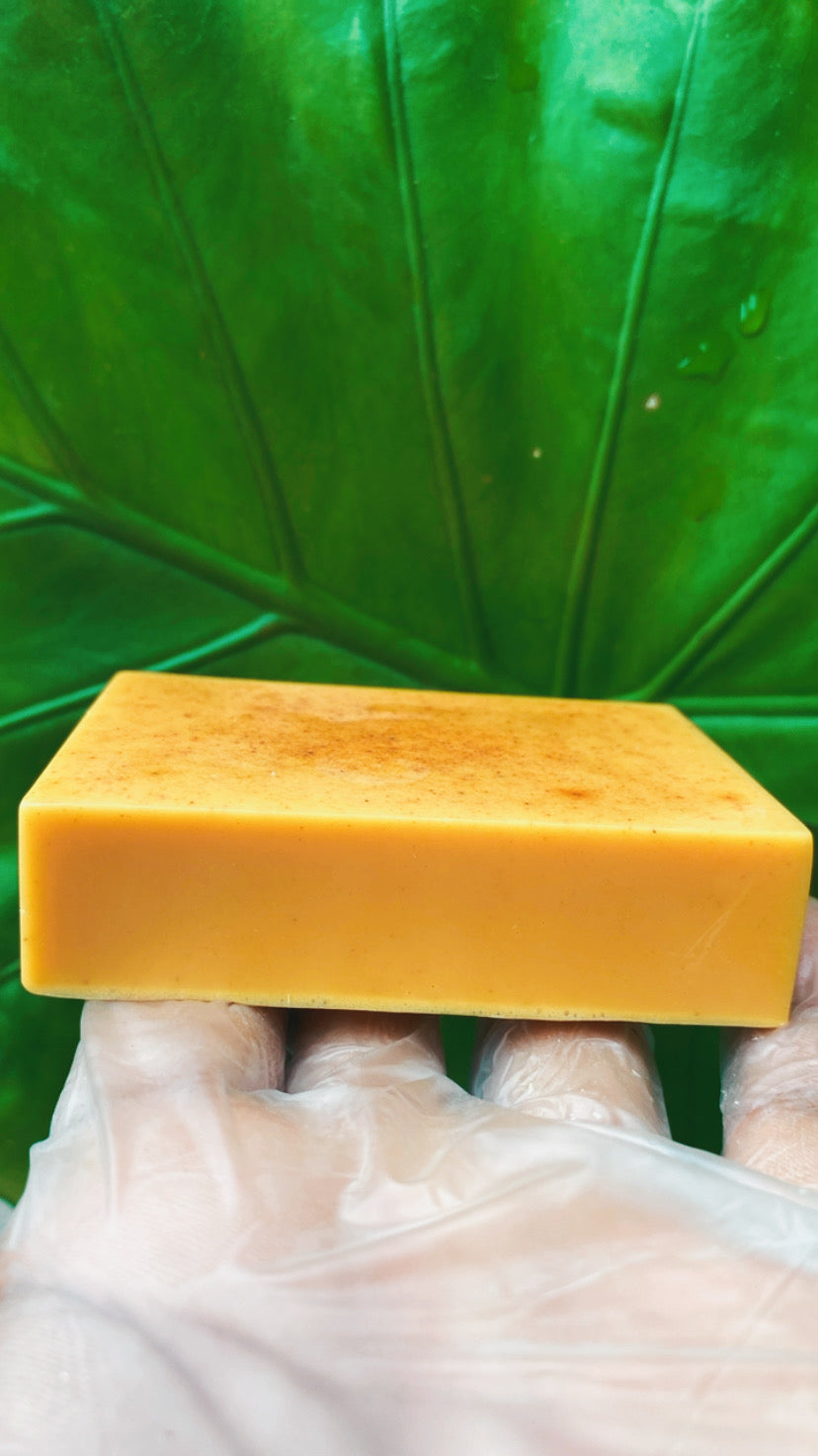 Goat milk brightening bar