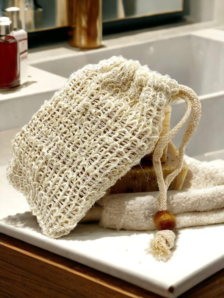 Natural exfoliating soap bag